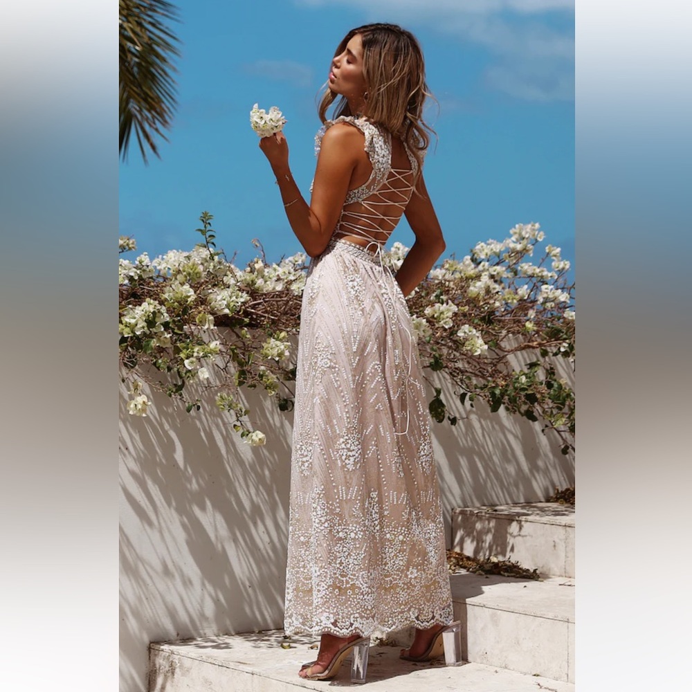 Hello Molly, GOLD ON THE CEILING MAXI DRESS CHAMPAGNE, Size Small